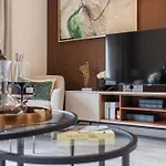 Free Parking/Luxurious 3 Bd House/Best Offer
