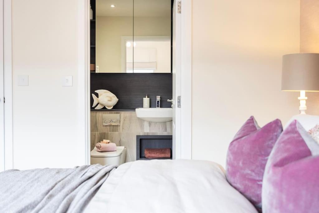 Free Parking/luxurious 3 Bd House/best Offer * Londra