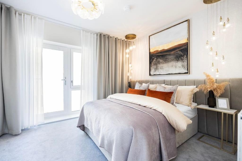Free Parking/luxurious 3 Bd House/best Offer Appartamento