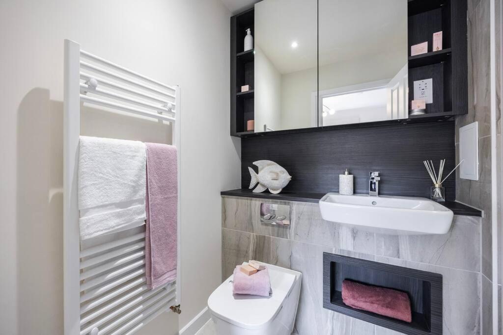 Appartamento Free Parking/luxurious 3 Bd House/best Offer Londra